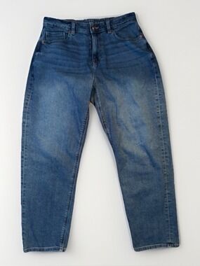 American Eagle Mom Jeans - Size 8